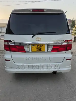 Toyota Alphard 3.0 Petrol FWD 2004 White