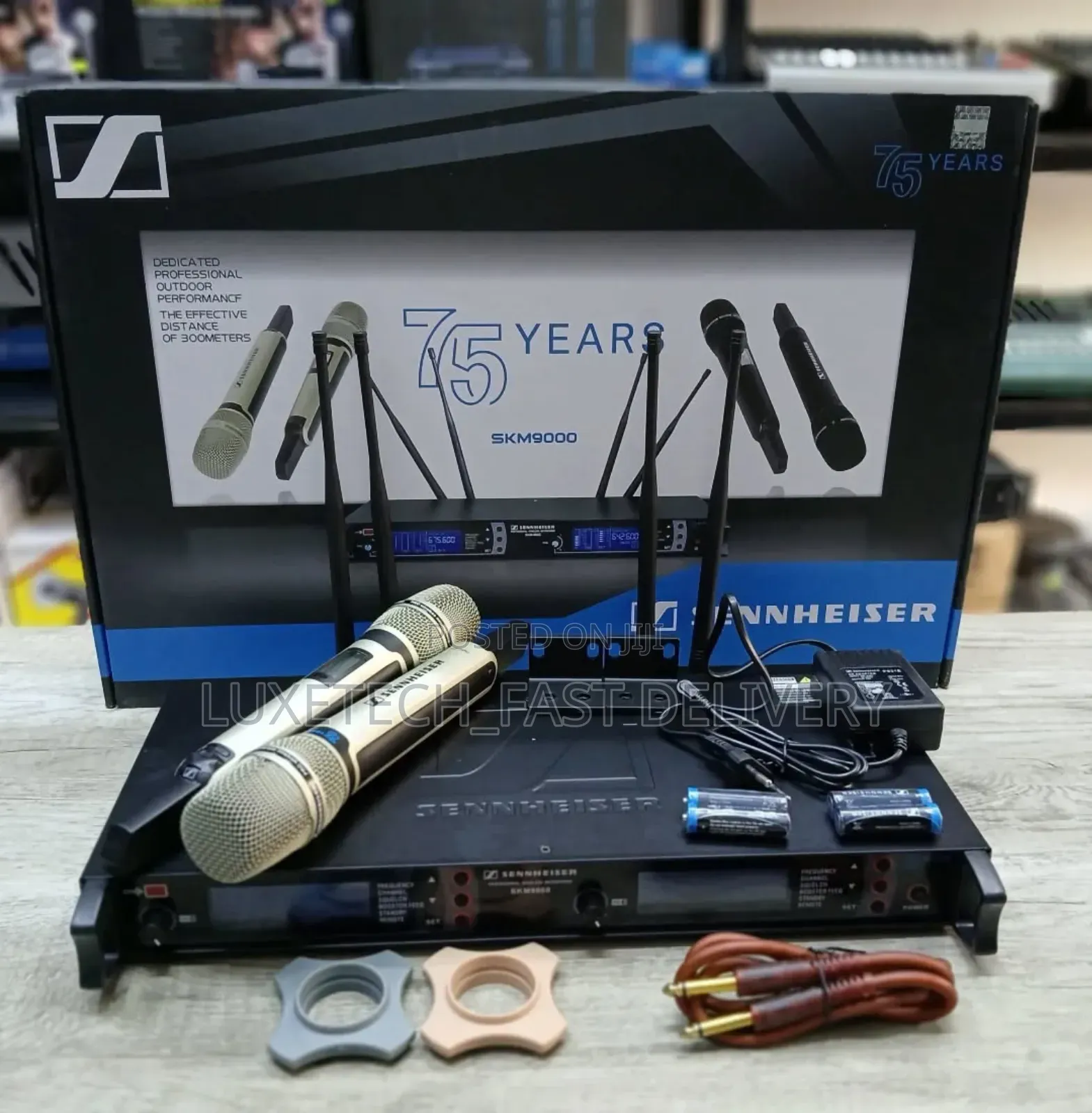 Sennheiser SKM 9000 Wireless Microphone System (2 Wireless Mics)