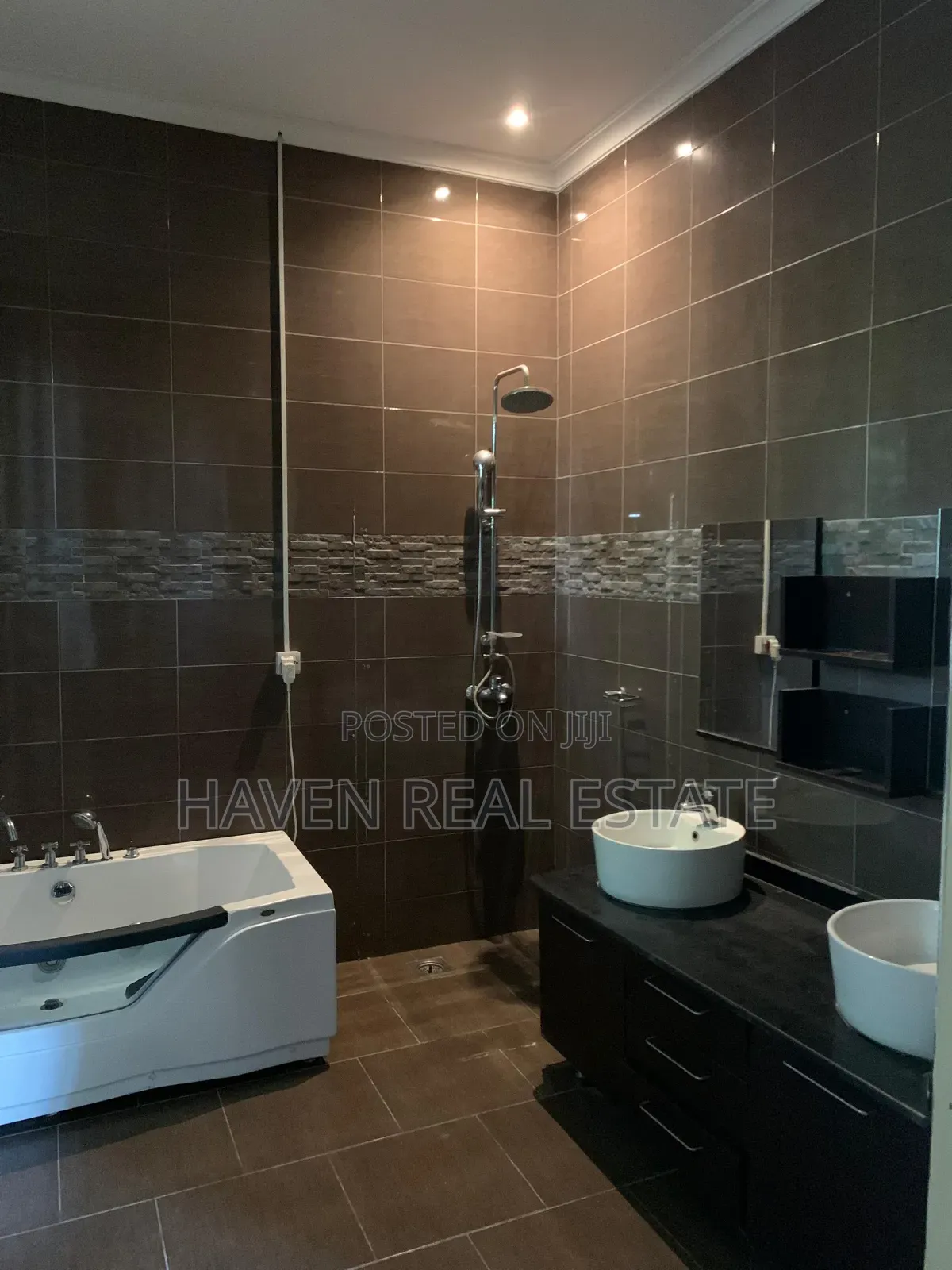 3bdrm House in Mbweni for sale