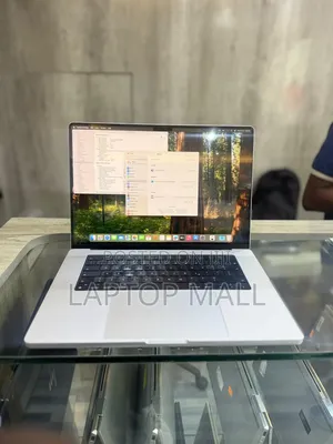 Laptop Apple MacBook Pro 2021 M1 16GB Apple M1 Pro SSD 512GB