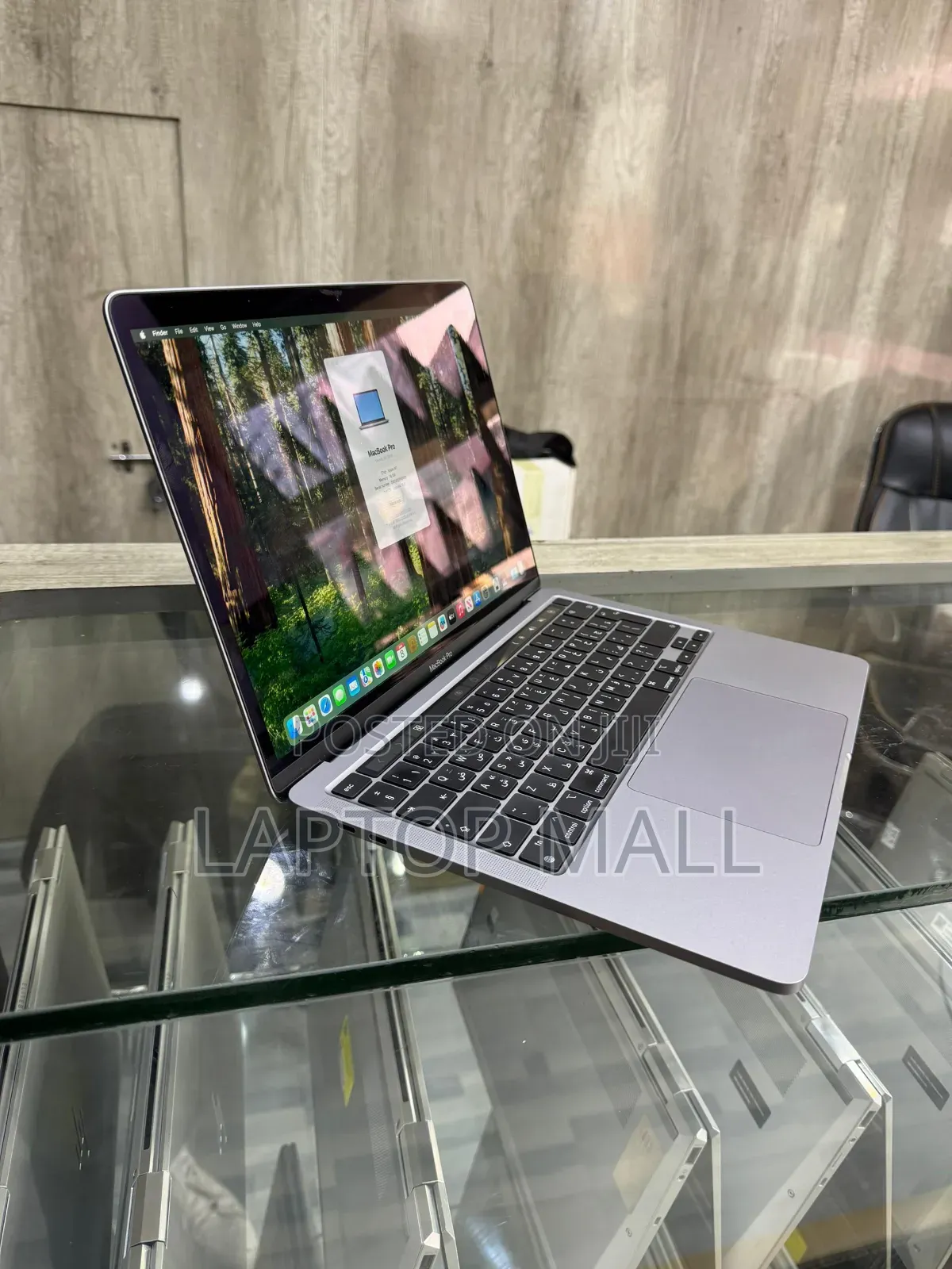 Laptop Apple MacBook Pro 2020 16GB Apple M1 SSD 512GB