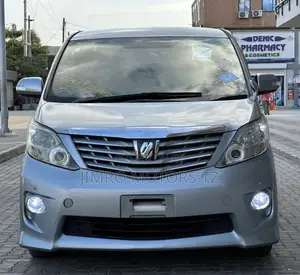 Toyota Alphard 2010 Silver
