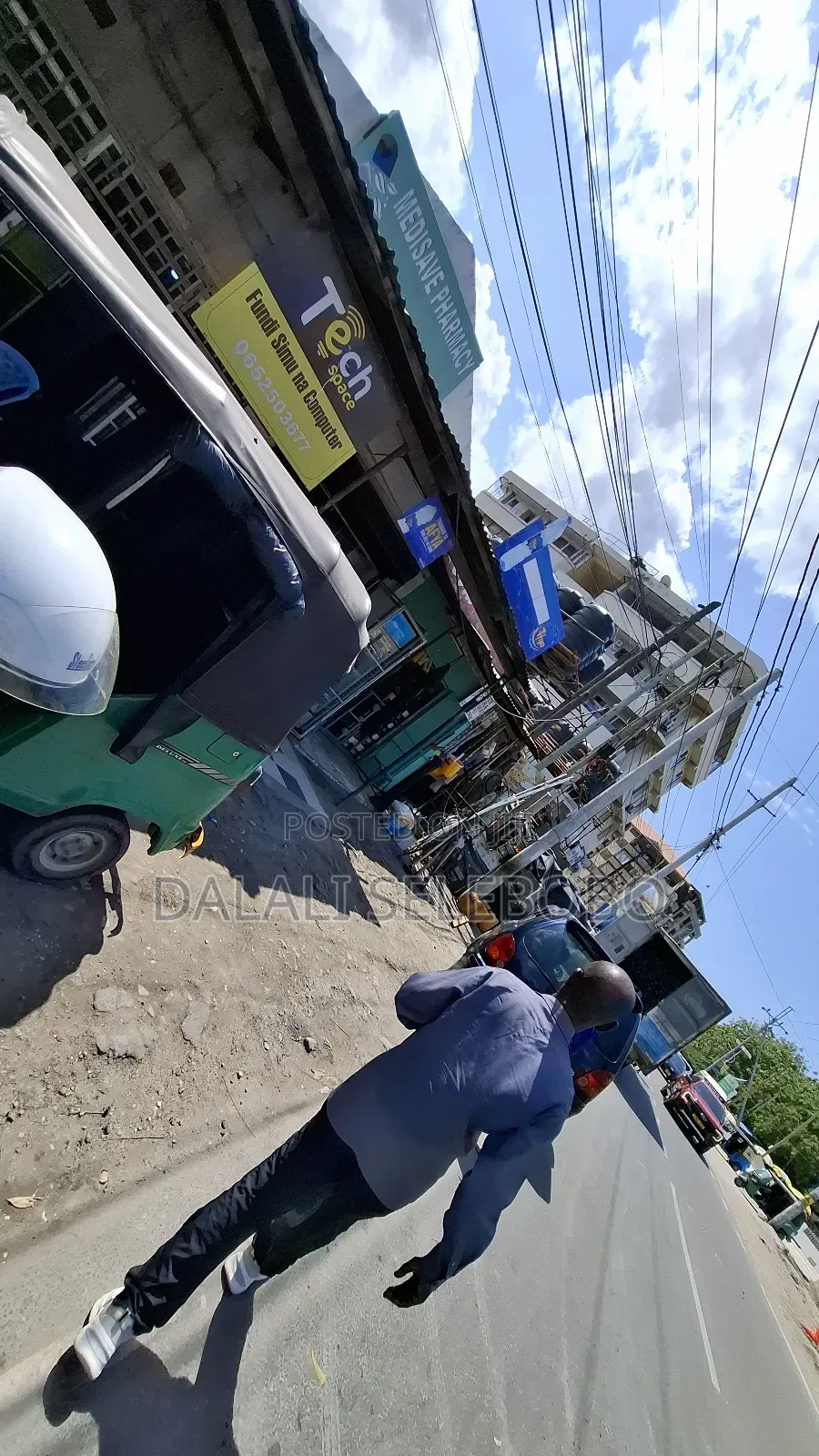 Plot Investment We Look Main Road Full Traffic