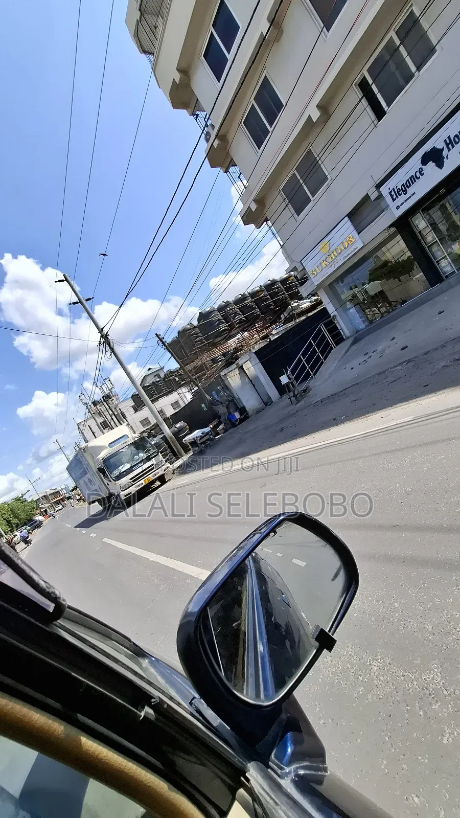 Plot Investment We Look Main Road Full Traffic