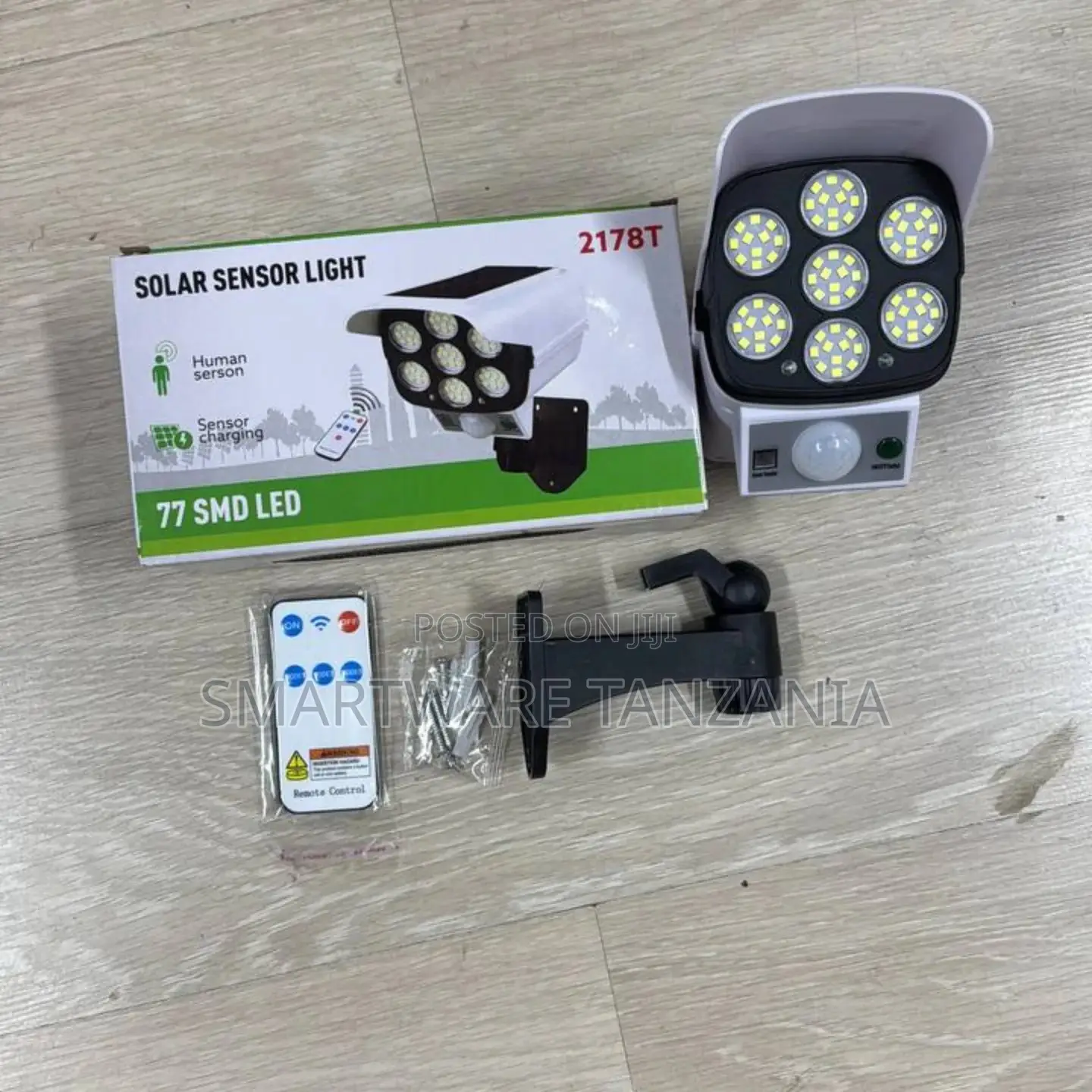 Angle Adjustable Led Wall, Outdoor Fake Camera for Patio Front Door