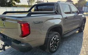 Volkswagen Amarok 2024 Gold