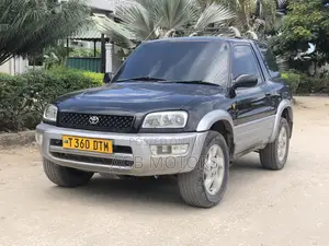 Toyota RAV4 1999 Black