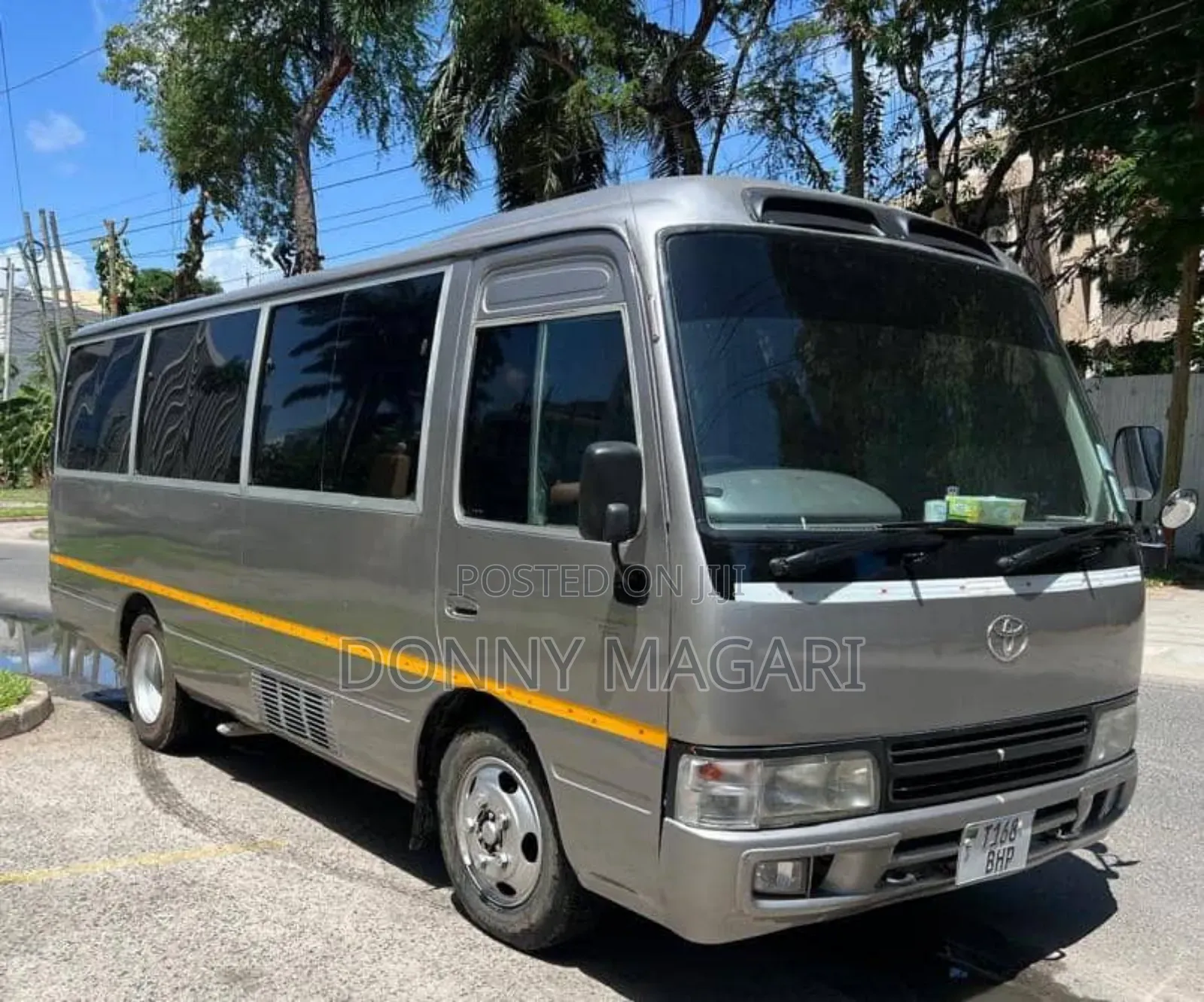 Toyota Coaster 2005 Gray