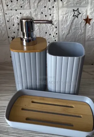 Bathroom Accessories Set