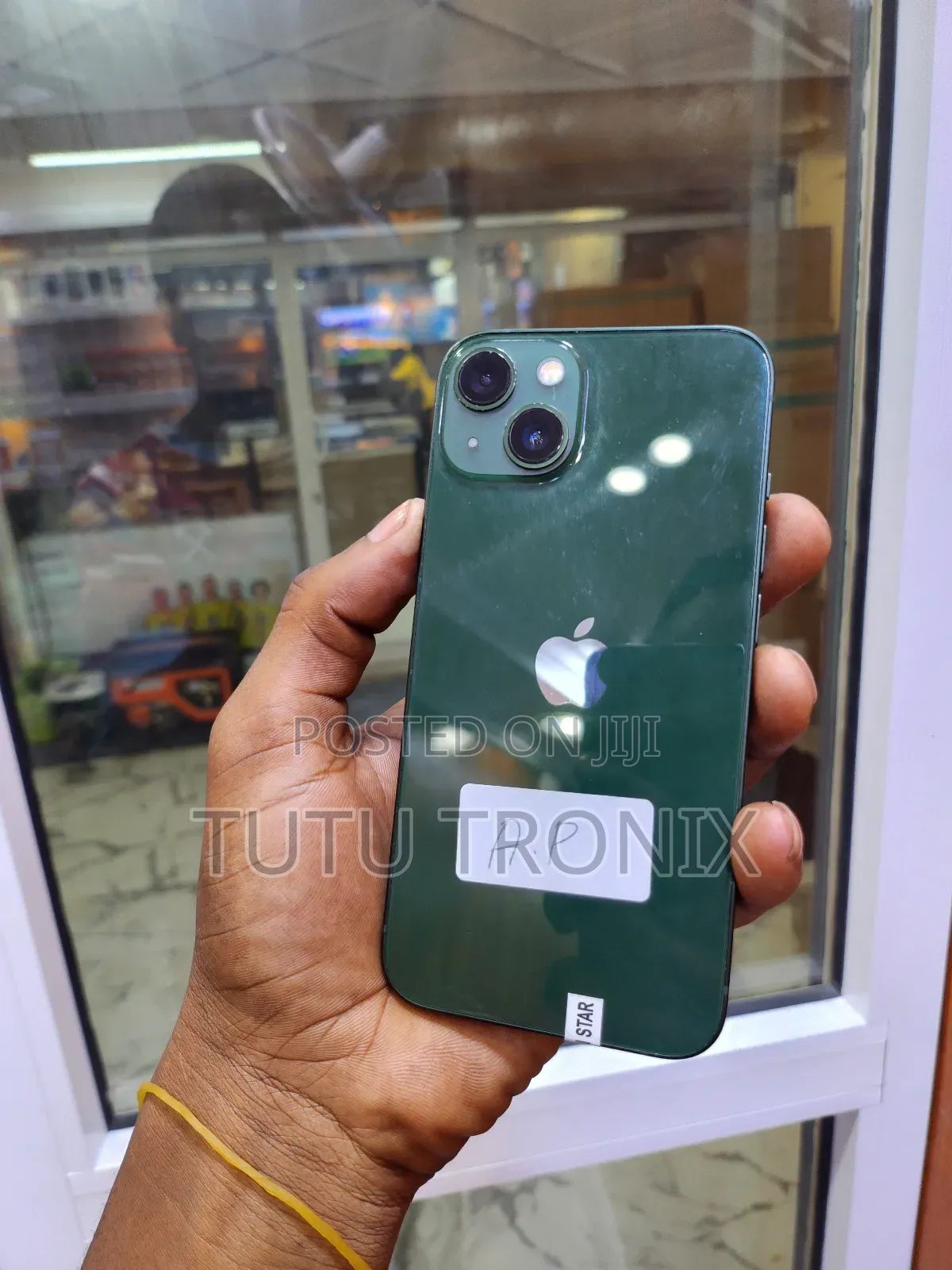Apple iPhone 13 128 GB Green