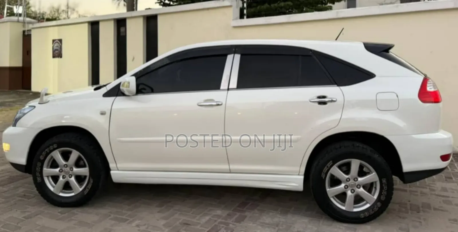 Toyota Harrier 2007 White