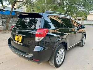 Toyota Vanguard 2010 Black