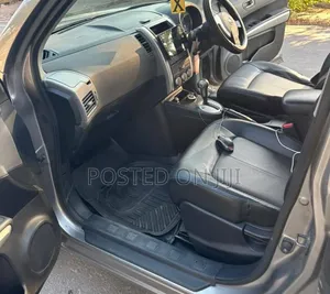 Toyota Vanguard 2010 Black