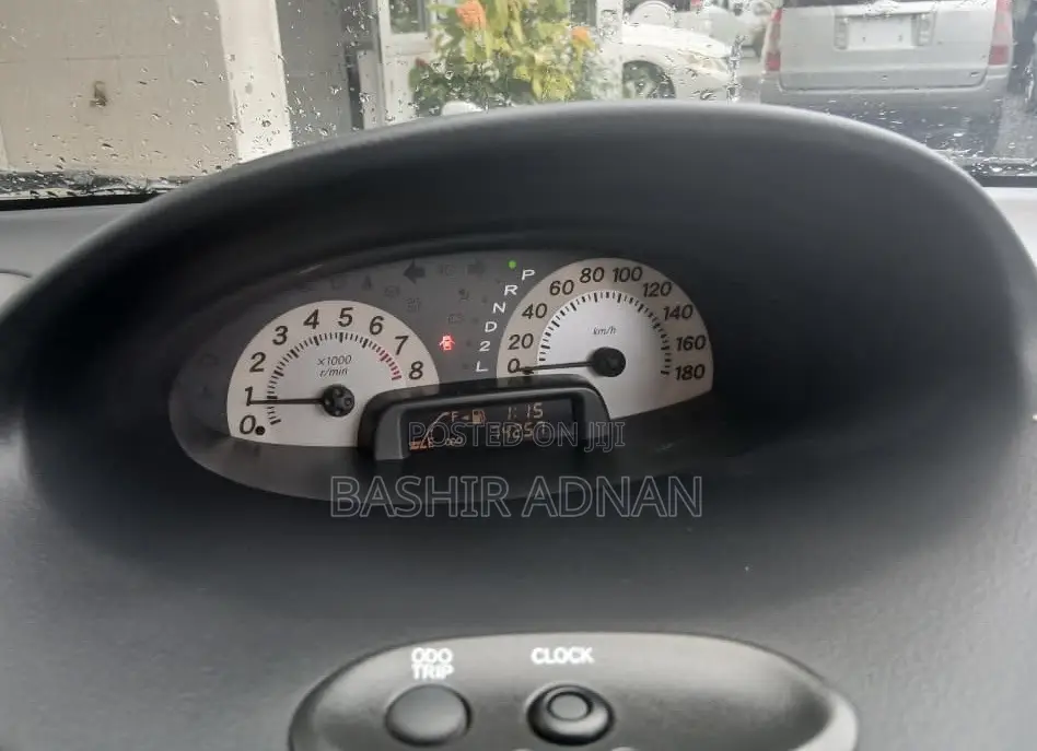 Toyota Fun Cargo 2004 Blue
