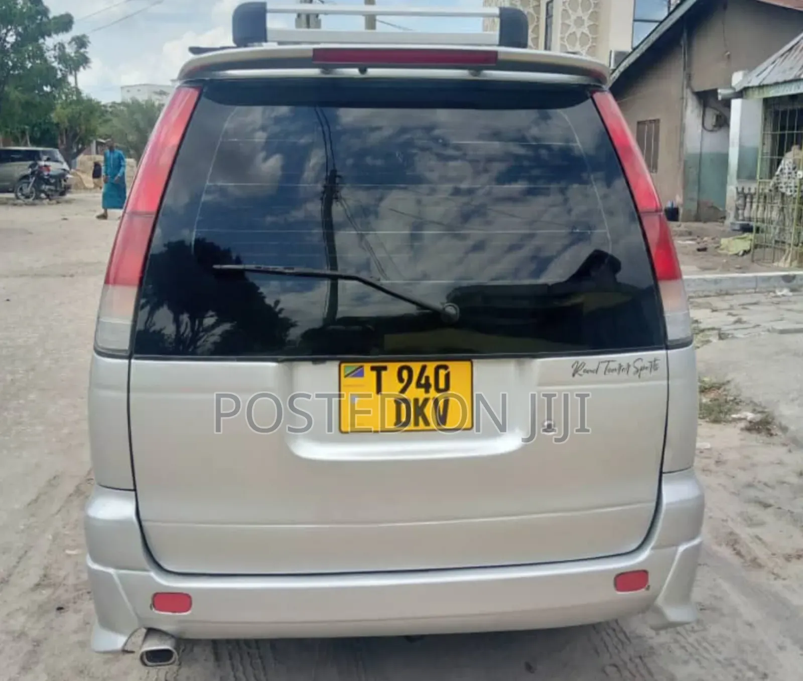 Toyota Noah 2002 Silver
