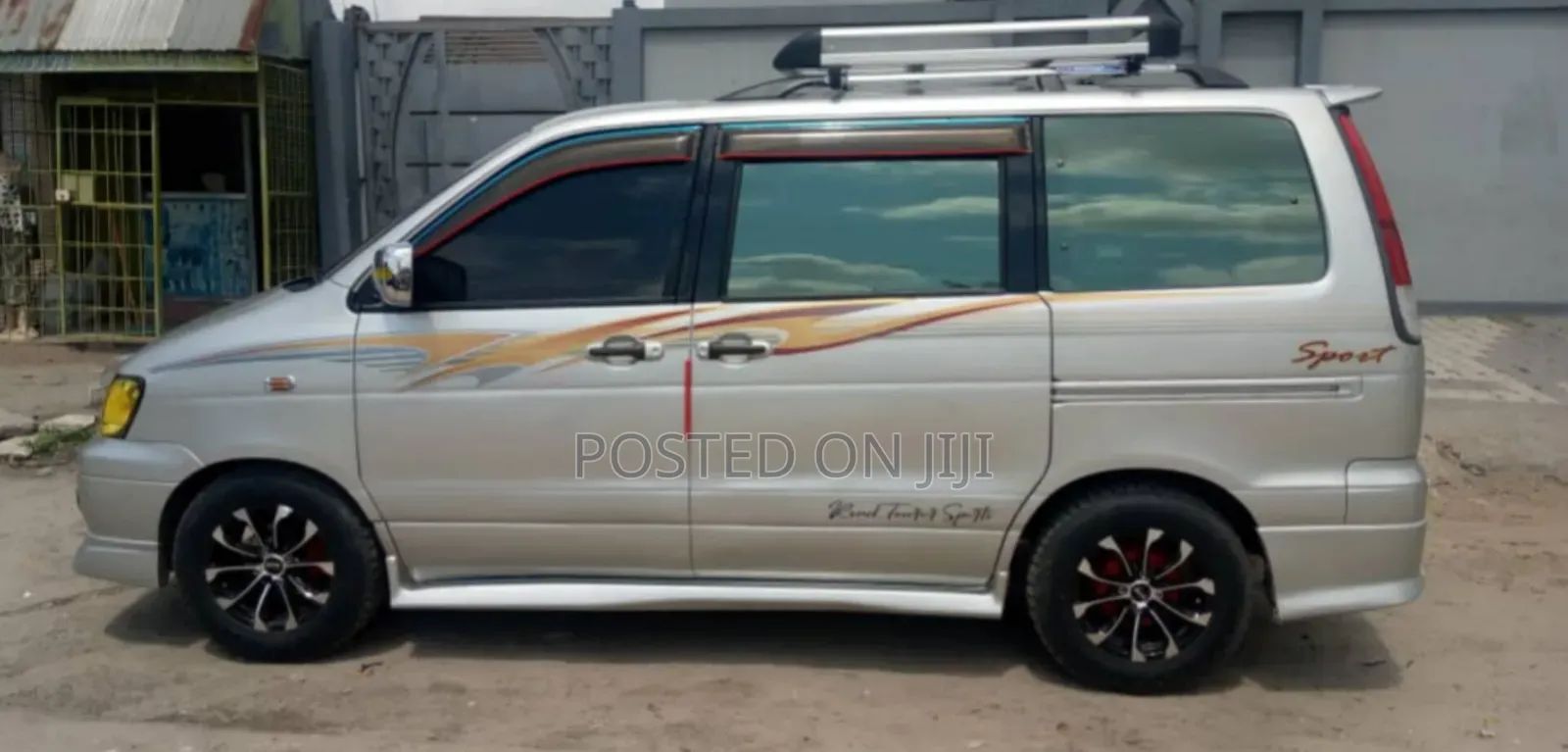 Toyota Noah 2002 Silver