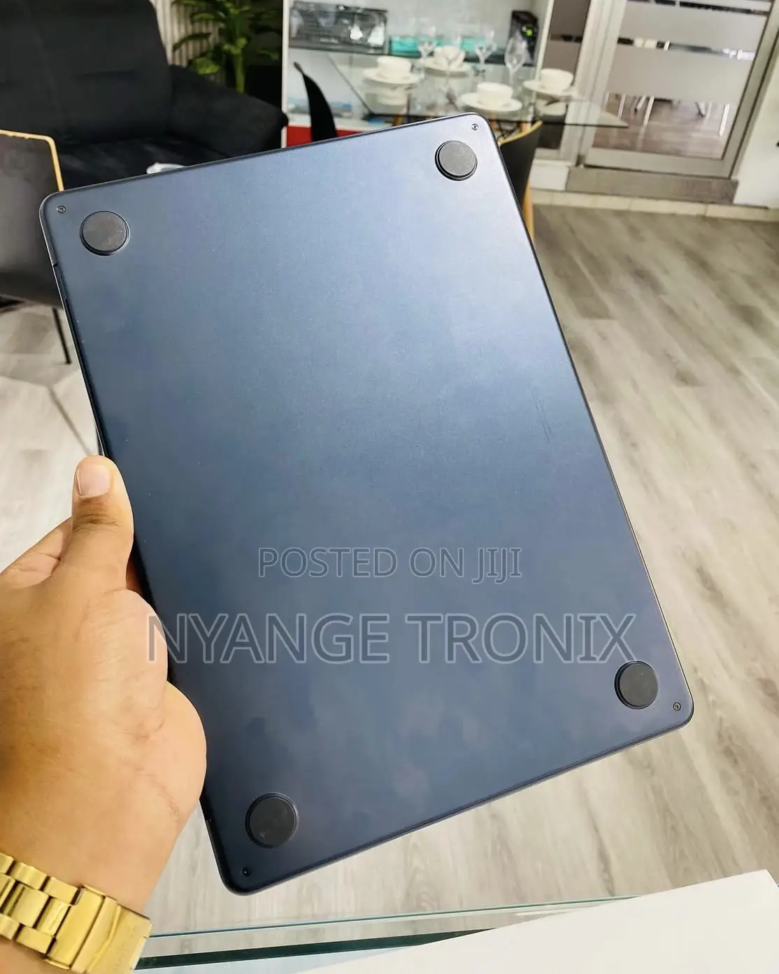 New Laptop Apple MacBook Air 2022 M2 16GB Apple M1 SSD 256GB