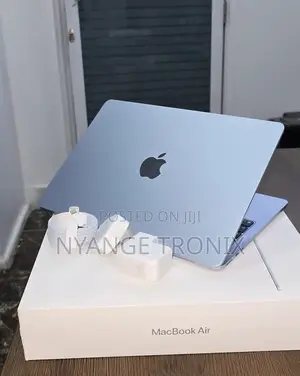 New Laptop Apple MacBook Air 2025 M4 13-Inch 16GB Apple M4 SSD 256GB