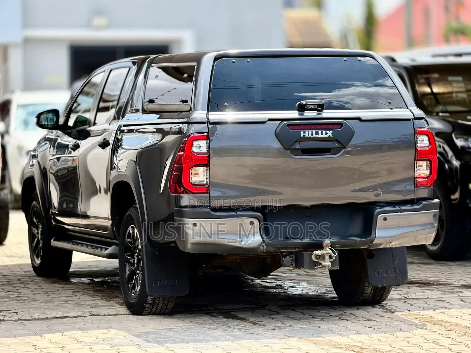 Toyota Hilux 2021 Gray