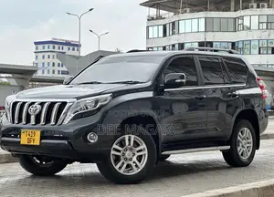 Toyota Land Cruiser Prado 2010 Black