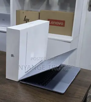 New Laptop Apple MacBook Air 2025 M4 15-Inch 24GB Apple M4 SSD 512GB