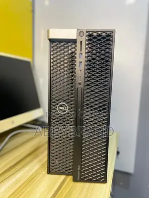 Desktop Computer Dell Precision 5820 16GB Intel Core I5 HDD 500GB