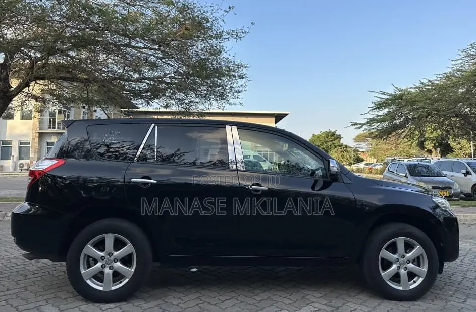 Toyota Vanguard 2009 Black
