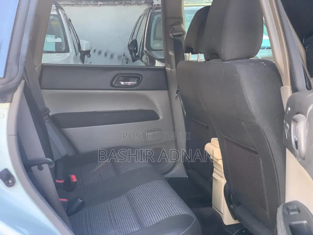 Subaru Forester 2004 White