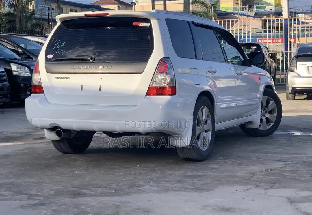 Subaru Forester 2004 White