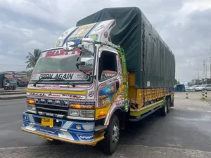 Mitsubishi Fuso 2000 White For Sale