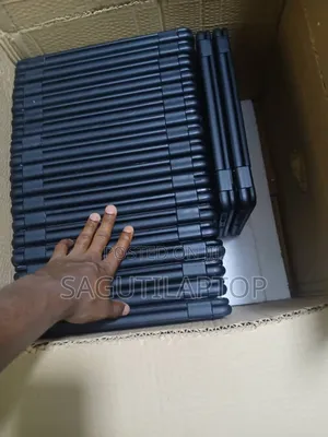 Laptop Dell Latitude 3189 4GB Intel Celeron SSD 128GB