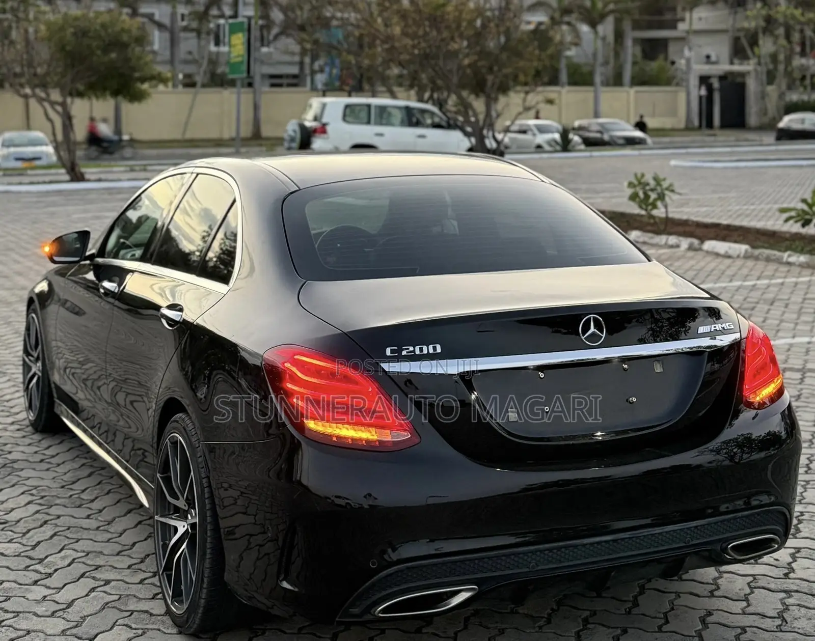 Mercedes-Benz C200 2015 Black