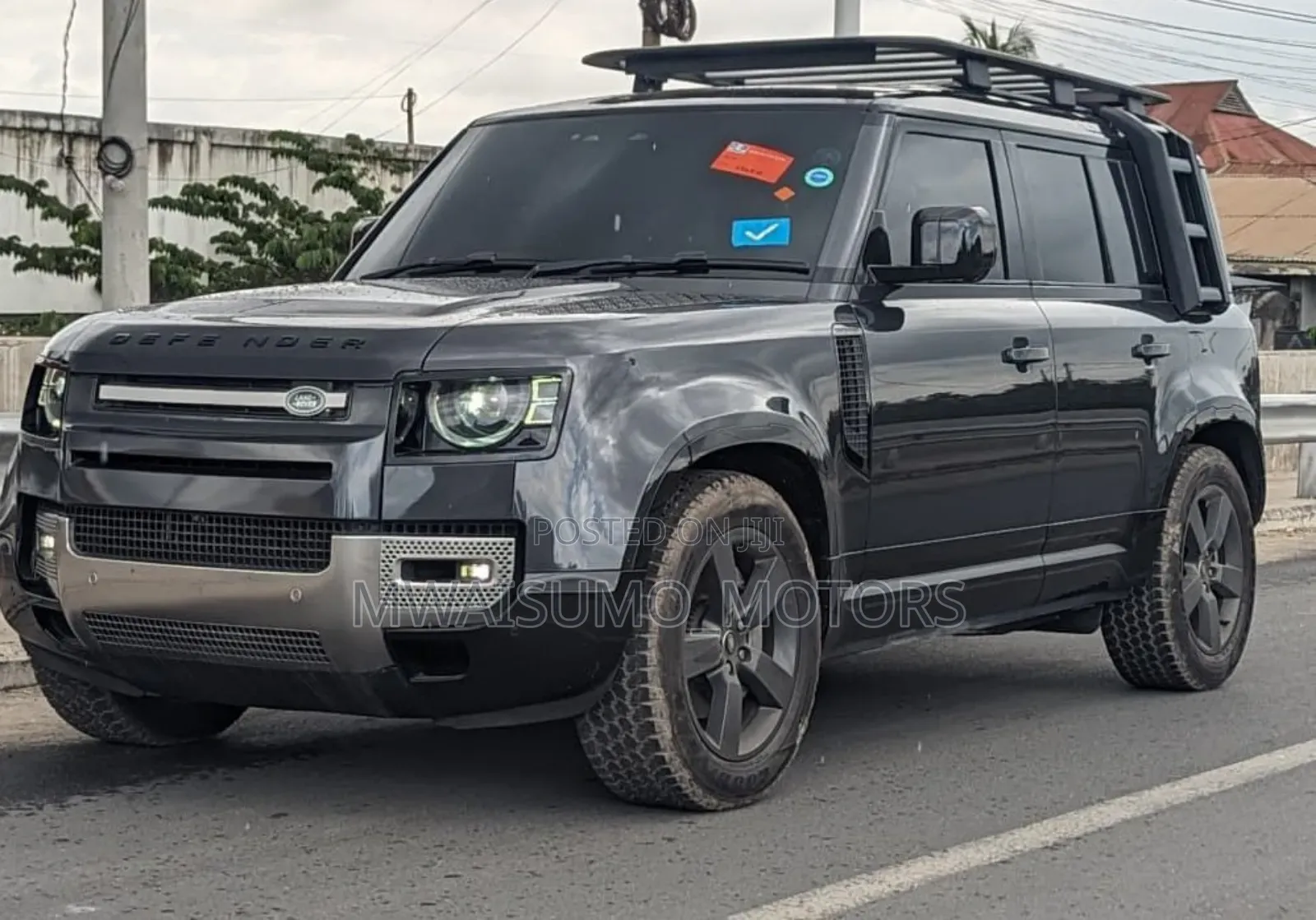 Land Rover Defender 2024 Gray