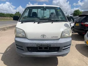 Toyota Townace 2004 White