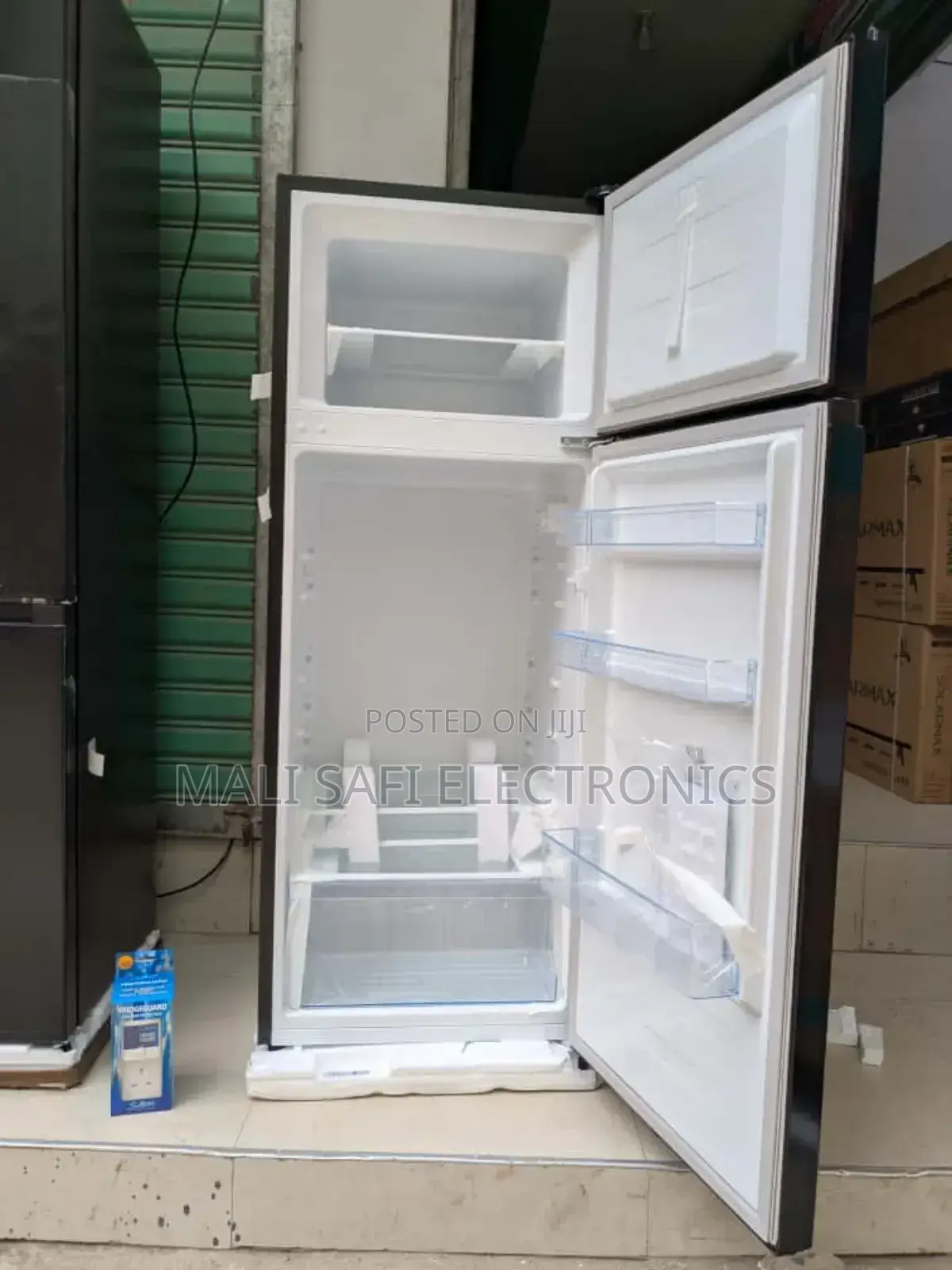 Hisense Fridge Liter 205