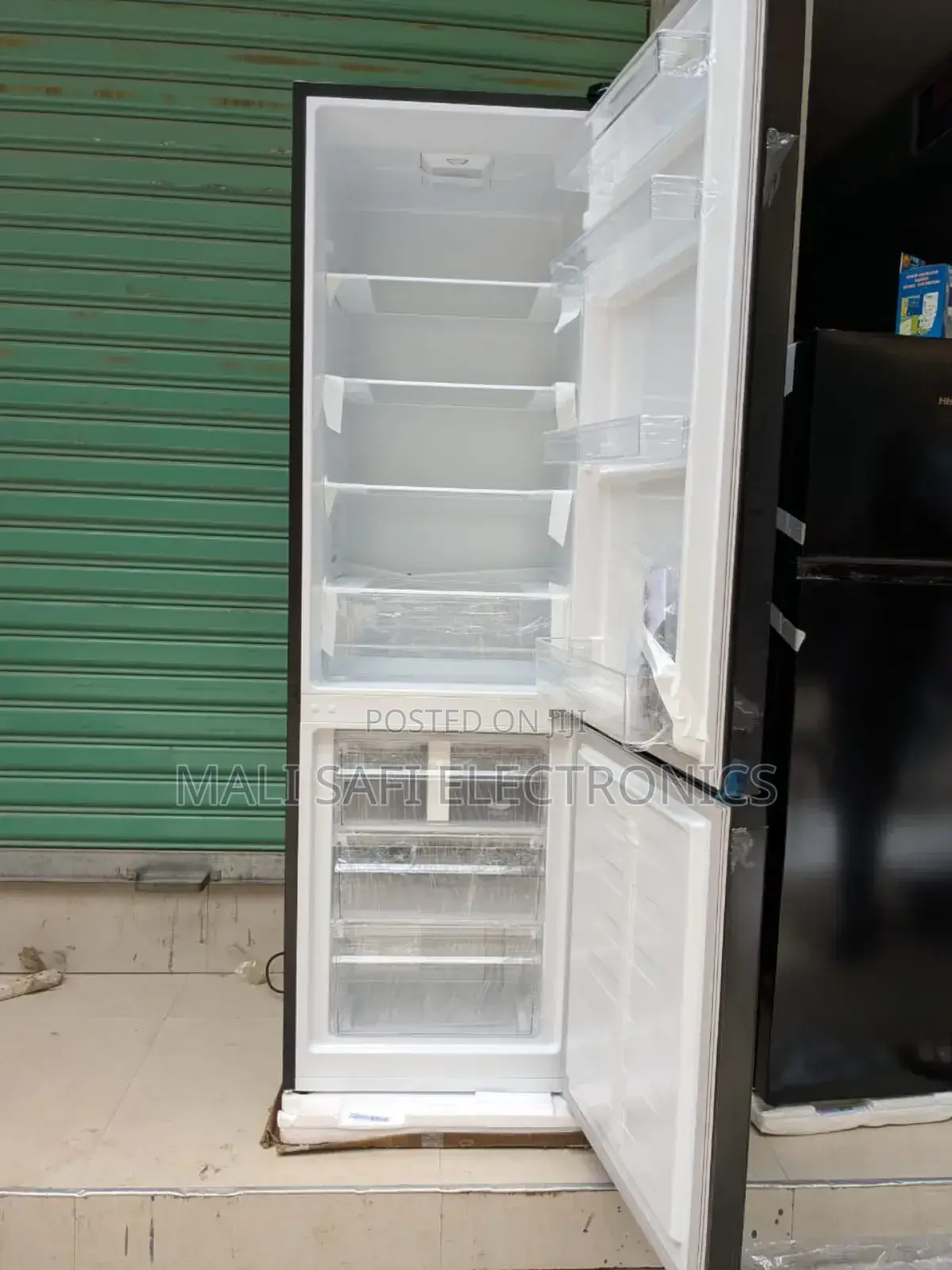 Hisense Fridge Liter 226