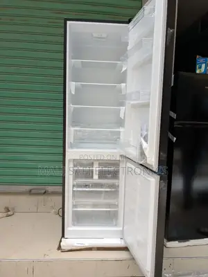 Hisense Fridge Liter 226