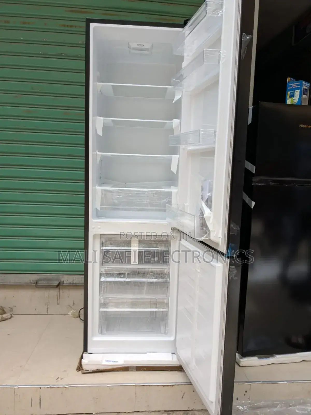 Hisense Fridge Liter 226