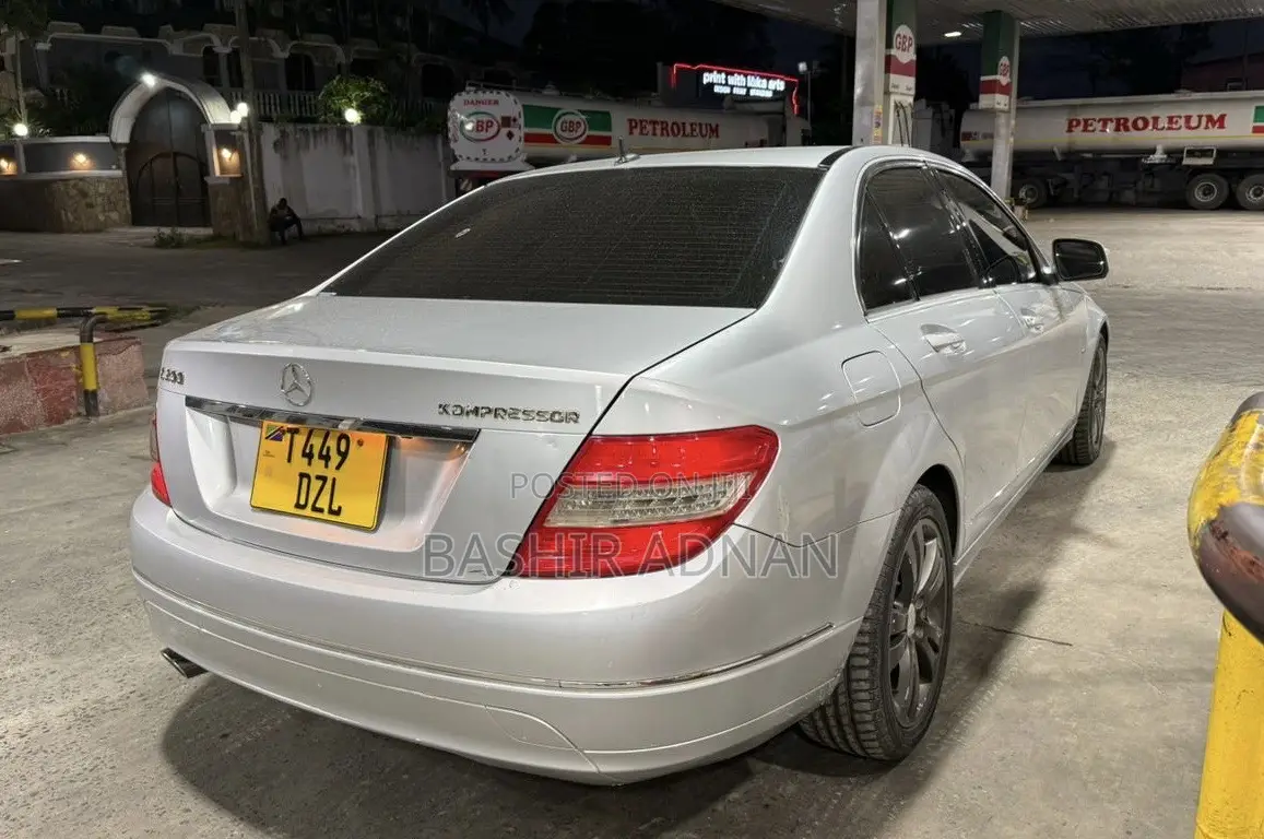 Mercedes-Benz C-Class 2008 Silver