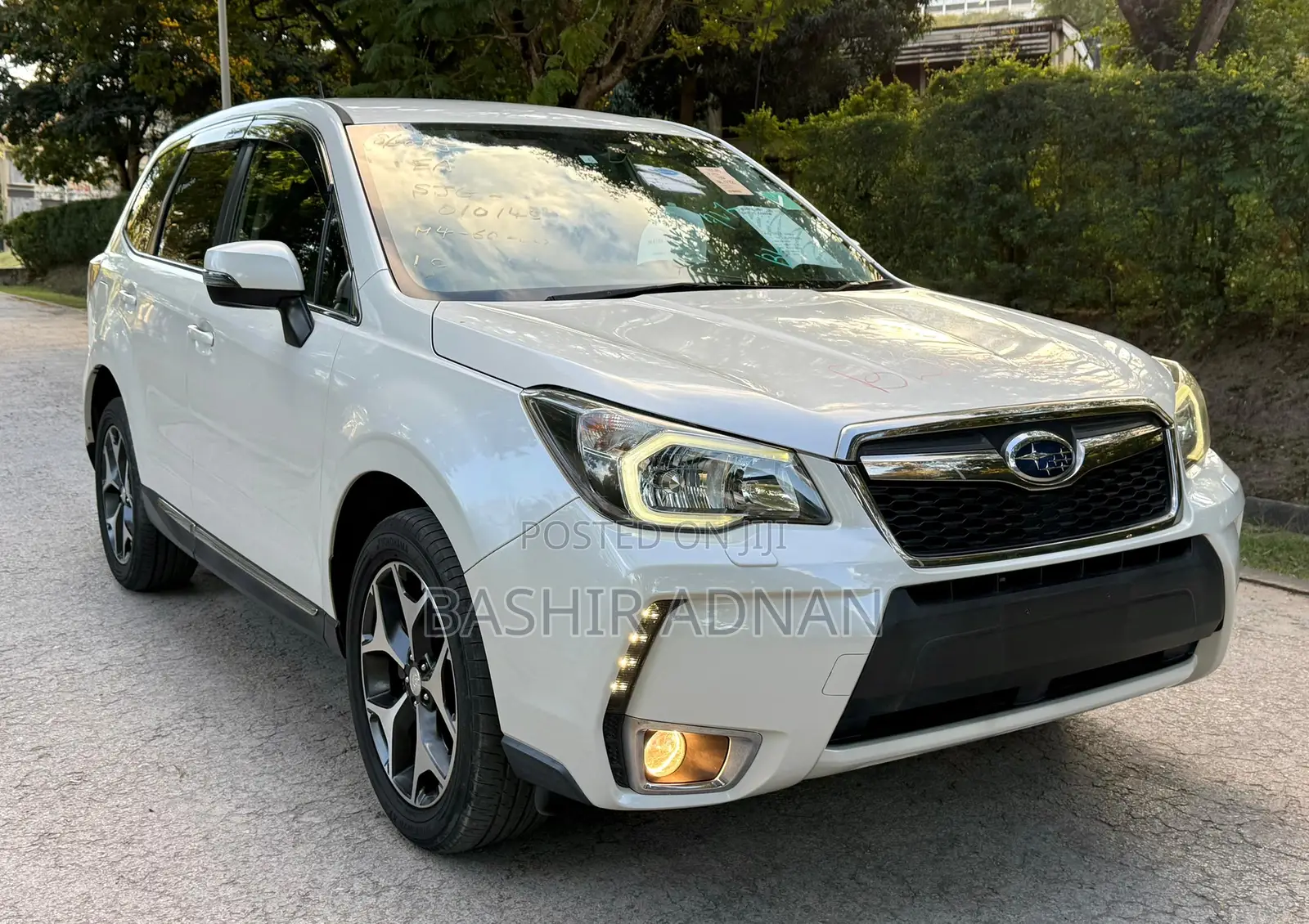 Subaru Forester 2.0XT Premium 4dr SUV AWD (2.0L 4cyl Turbo CVT) 2014 White