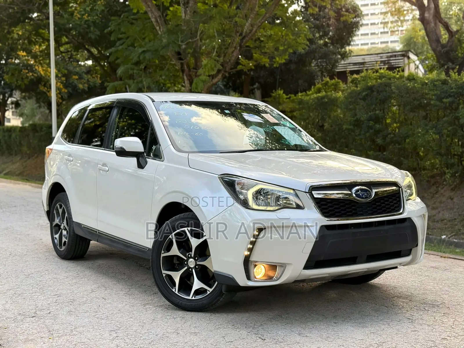 Subaru Forester 2.0XT Premium 4dr SUV AWD (2.0L 4cyl Turbo CVT) 2014 White