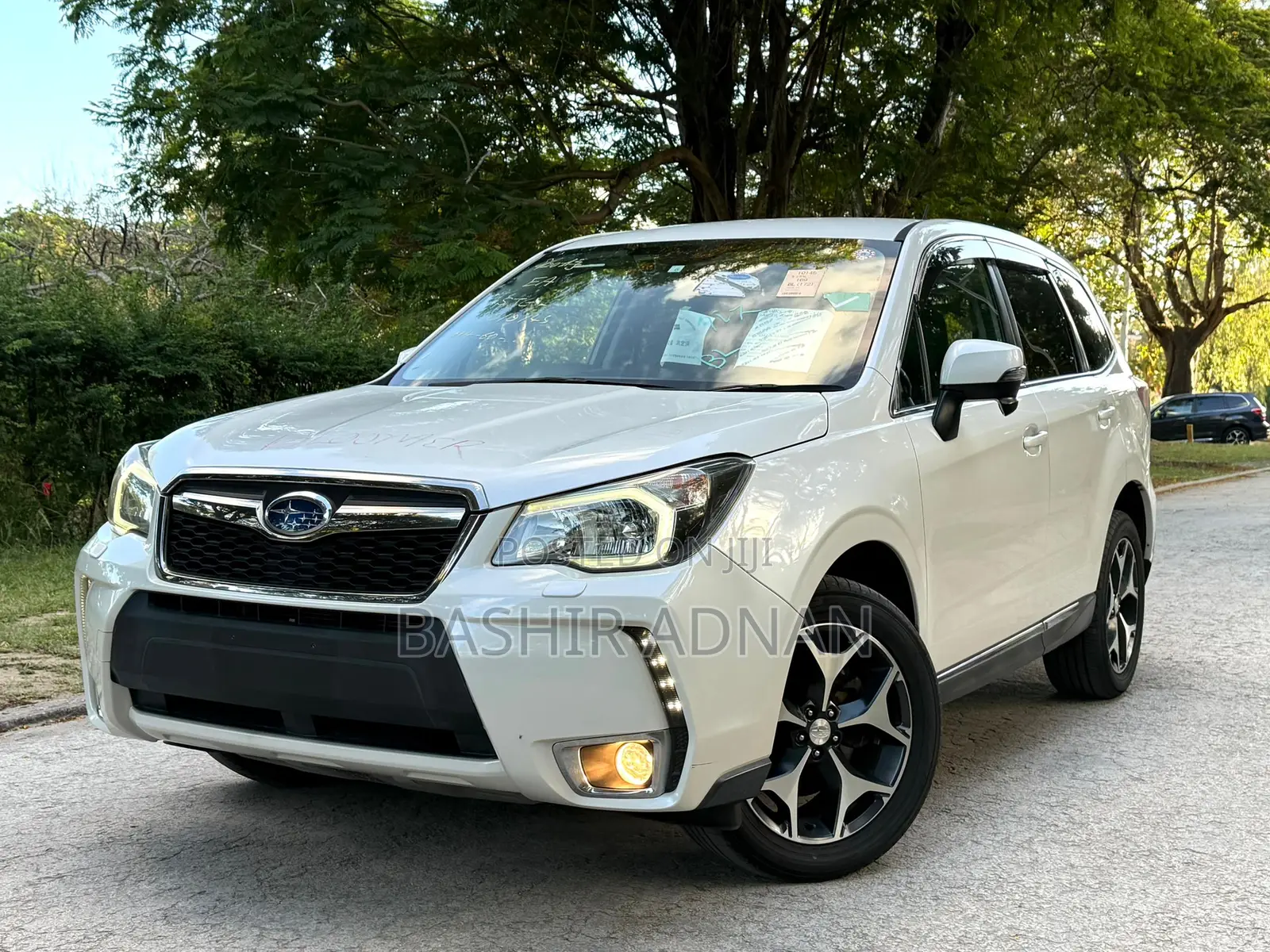 Subaru Forester 2.0XT Premium 4dr SUV AWD (2.0L 4cyl Turbo CVT) 2014 White