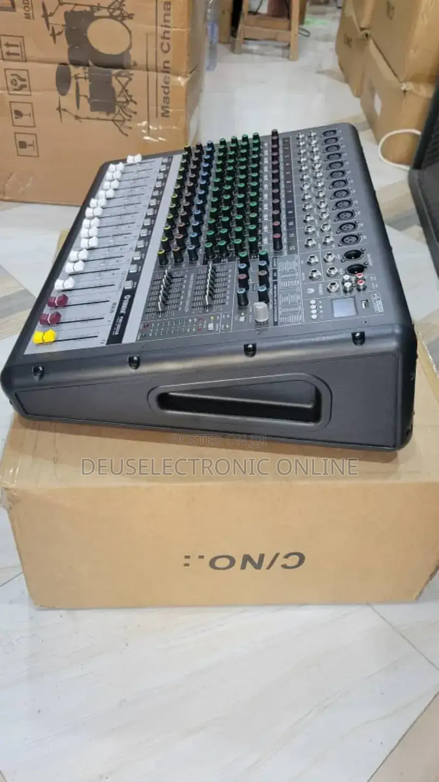 Music Mixer Powered Njia Efx12