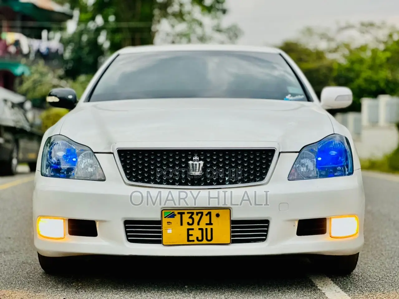 Toyota Crown Royale 2005 White
