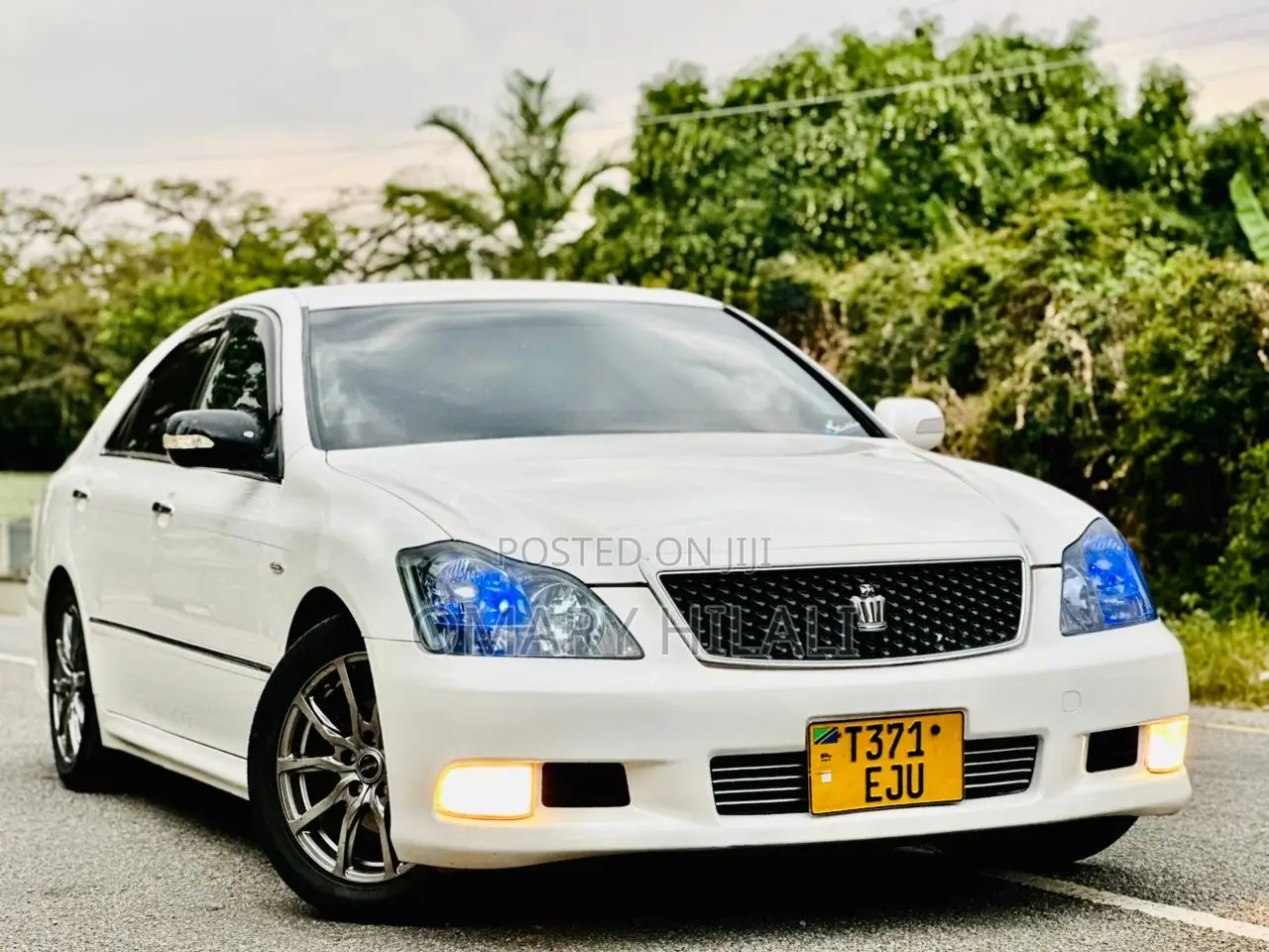 Toyota Crown Royale 2005 White