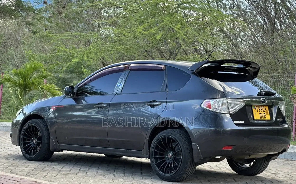 Subaru Impreza 1.5 2009 Gray
