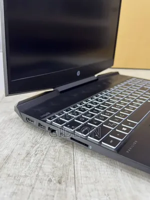 New Laptop HP Pavilion Gaming 15 2019 8GB Intel Core I5 SSD 1T