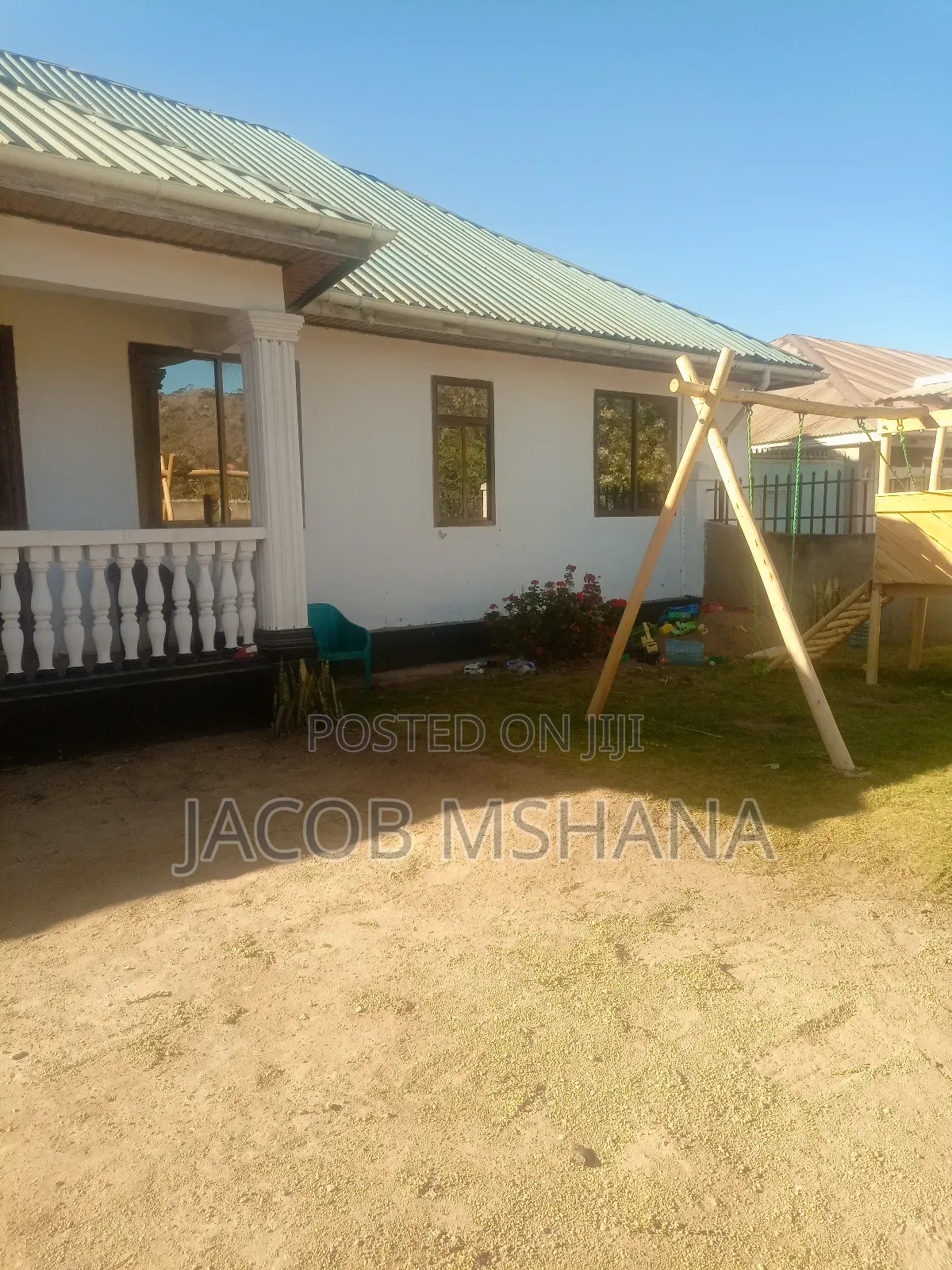 6bdrm House in Mtaa Wa Ffu, Iringa Municipal for sale