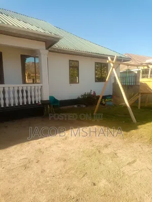 6bdrm House in Mtaa Wa Ffu, Iringa Municipal for sale