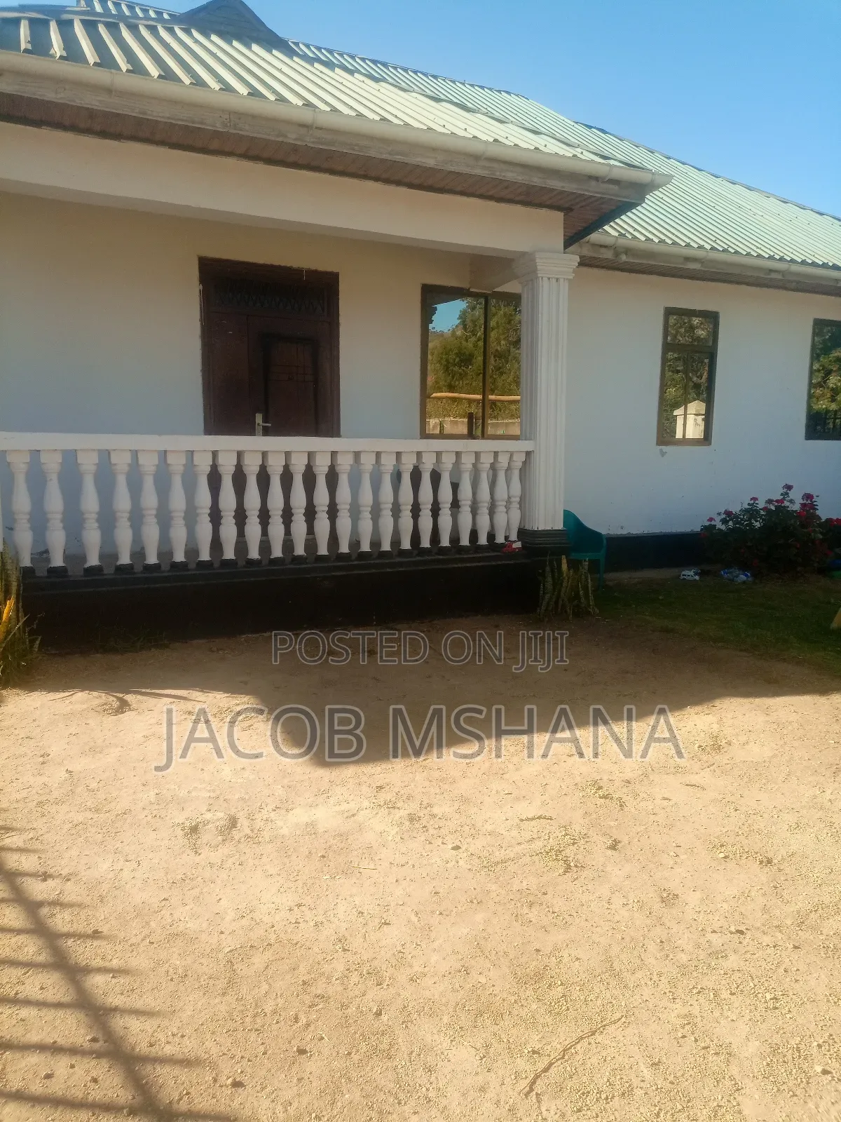 6bdrm House in Mtaa Wa Ffu, Iringa Municipal for sale